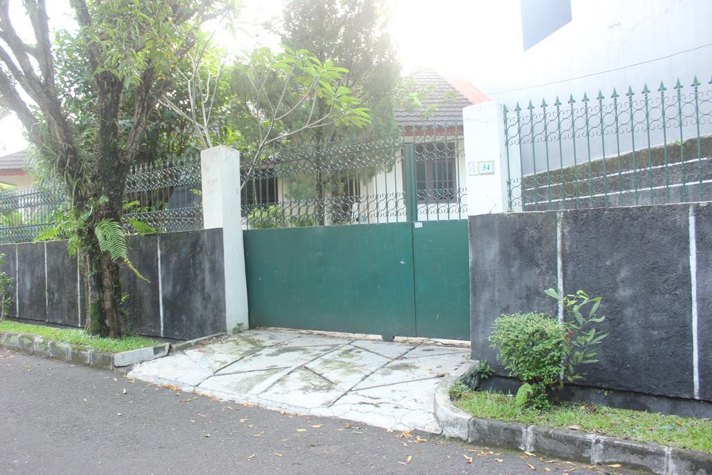 Riverrun Home Bogor Exterior foto